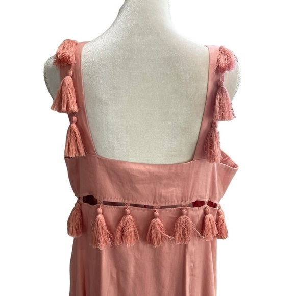 Elegant Pink Sleeveless Dress - Picture 8 of 13